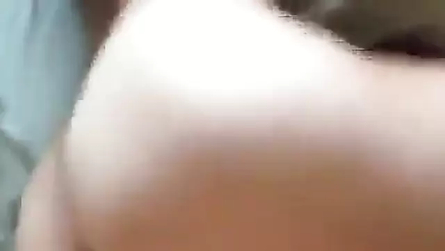 Kırgız kız, kocasını komşusuyla aldatıyor.